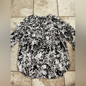Cynthia Rowley small blouse black and white design